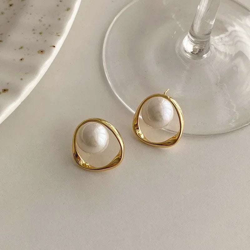 Esme Studs