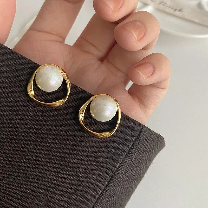 Esme Studs