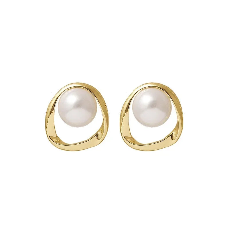 Esme Studs