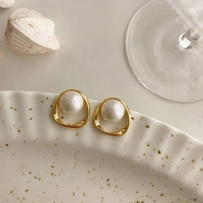 Esme Studs