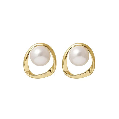 Esme Studs